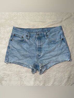 Levi's Light Blue Denim Jeans with Leather Patch